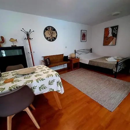 New In The City! בית נופש העיירה קוס